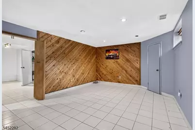 71 Highview Dr, Woodbridge Township, NJ 07095 - Photo 21