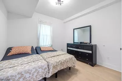 203 Queen Anne Rd, Bogota, NJ 07603 - Photo 17