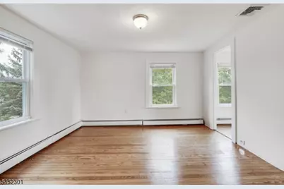 275 E Mt Pleasant Ave, Livingston, NJ 07039 - Photo 27