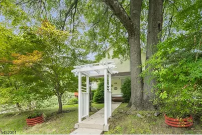 275 E Mt Pleasant Ave, Livingston, NJ 07039 - Photo 5
