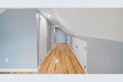 23 W Henry Pl, Woodbridge Township, NJ 08830 - Photo 21