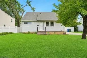 23 W Henry Pl, Woodbridge Township, NJ 08830 - Photo 1