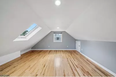 23 W Henry Pl, Woodbridge Township, NJ 08830 - Photo 19