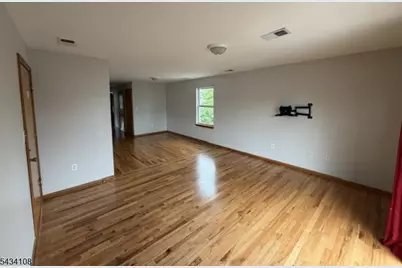 821 Jackson Ave #2, Linden, NJ 07036 - Photo 5