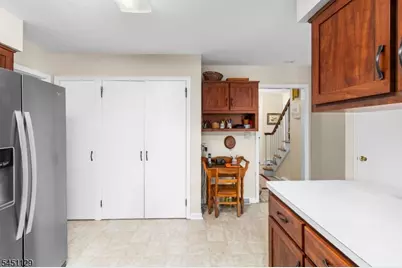 5 Pepper Ln, Roxbury Township, NJ 07876 - Photo 9