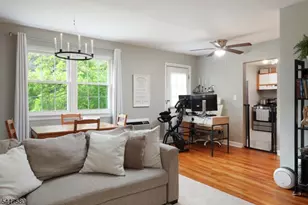 46 F Parkway Village, Cranford Township, NJ 07016 - Photo 7