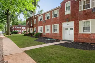46 F Parkway Village, Cranford Township, NJ 07016 - Photo 1