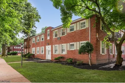 46 F Parkway Village, Cranford Township, NJ 07016 - Photo 3