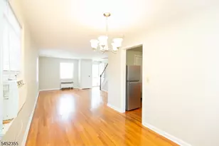 11 Mayfield Pl, Metuchen, NJ 08840 - Photo 29