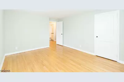 11 Mayfield Pl, Metuchen, NJ 08840 - Photo 17