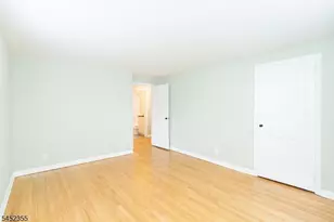11 Mayfield Pl, Metuchen, NJ 08840 - Photo 17