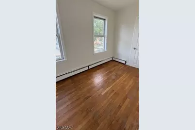 946 W 6th St, Plainfield, NJ 07063 - Photo 3