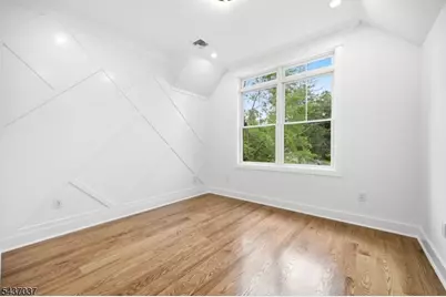 274 Hillside Ave, Livingston, NJ 07039 - Photo 17