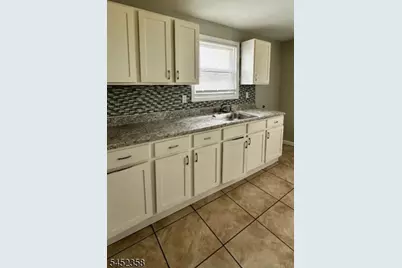 494 Monroe St, Orange, NJ 07050 - Photo 7