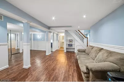 69 N Hillside Ave, Livingston, NJ 07039 - Photo 25
