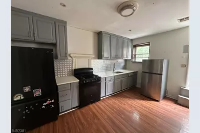 60.5 Oak Street, Jersey City, NJ 07304 - Photo 13