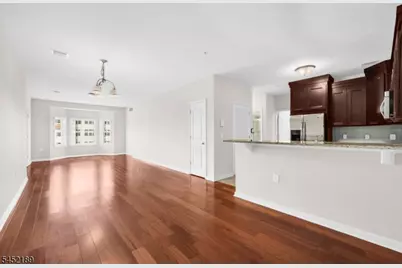 102 E Elizabeth Ave #309, Linden, NJ 07036 - Photo 3