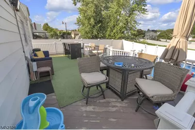 4 Carter Pl, Sayreville, NJ 08859 - Photo 31