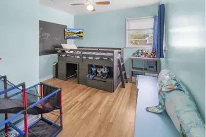 4 Carter Pl, Sayreville, NJ 08859 - Photo 17