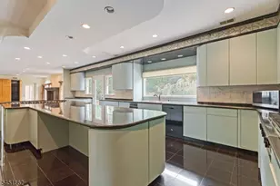 31 Black Birch Rd, Scotch Plains Township, NJ 07076 - Photo 3