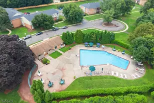 60 Deanna Dr Apt, Hillsborough Township, NJ 08844 - Photo 19