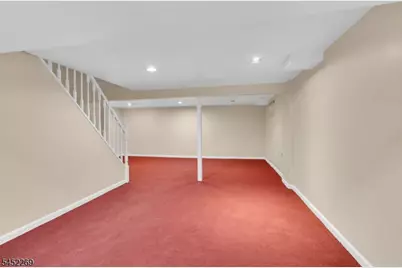 9 Belaire Dr, Roseland, NJ 07068 - Photo 29