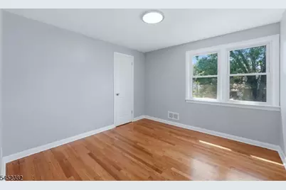 88 6th St, Clifton, NJ 07011 - Photo 37