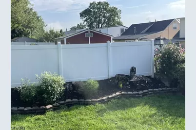 100 Wortylko St, Carteret, NJ 07008 - Photo 25