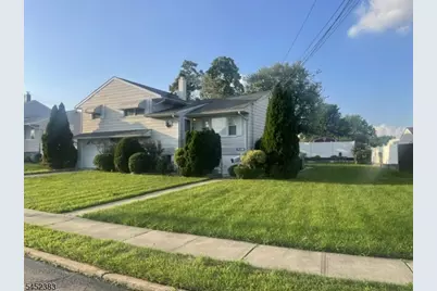 100 Wortylko St, Carteret, NJ 07008 - Photo 3