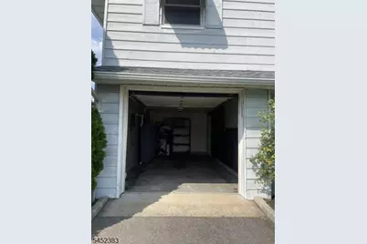 100 Wortylko St, Carteret, NJ 07008 - Photo 37