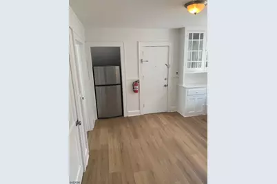 29 Boyden Pkwy #R2, Maplewood, NJ 07040 - Photo 5