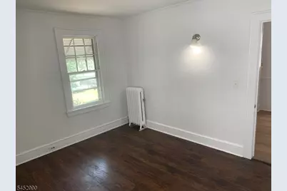 29 Boyden Pkwy #R2, Maplewood, NJ 07040 - Photo 9