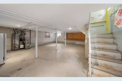 710 Bailey Ave, Elizabeth, NJ 07208 - Photo 19