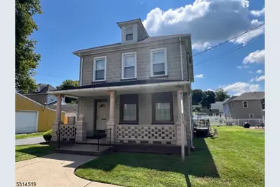 370 Pursel St, Phillipsburg, NJ 08865 - Photo 1