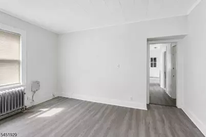 1036 Morris St, Roselle, NJ 07203 - Photo 15