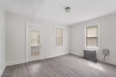 1036 Morris St, Roselle, NJ 07203 - Photo 13