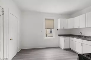 1036 Morris St, Roselle, NJ 07203 - Photo 9