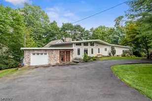 7 Hillcrest Rd, Montville Township, NJ 07082 - Photo 1