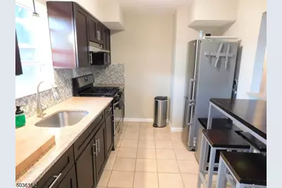43 Conforti Ave #40, West Orange Township, NJ 07052 - Photo 5