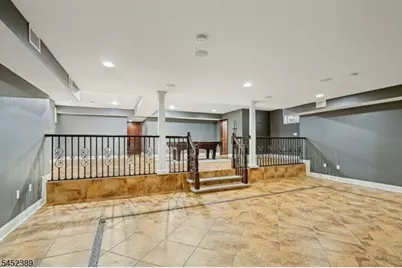 112 Kenzel Ave, Nutley, NJ 07110 - Photo 23