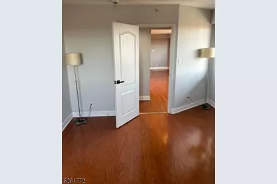 60 Parkway Dr #12J, East Orange, NJ 07017 - Photo 35