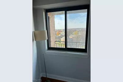 60 Parkway Dr #12J, East Orange, NJ 07017 - Photo 29