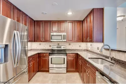 1 Carriage City Plz #1220, Rahway, NJ 07065 - Photo 5
