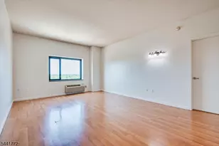 1 Carriage City Plz, Rahway, NJ 07065 - Photo 15