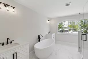 49 Hall Dr, Clark Township, NJ 07066 - Photo 35