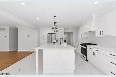 49 Hall Dr, Clark Township, NJ 07066 - Photo 19
