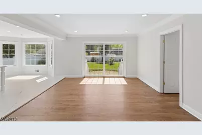 49 Hall Dr, Clark Township, NJ 07066 - Photo 21