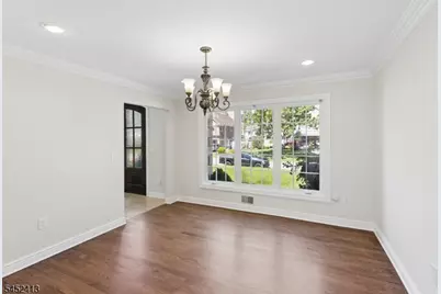 49 Hall Dr, Clark Township, NJ 07066 - Photo 15