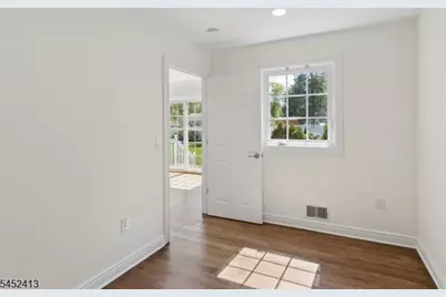 49 Hall Dr, Clark Township, NJ 07066 - Photo 23