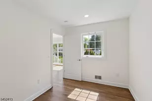 49 Hall Dr, Clark Township, NJ 07066 - Photo 23